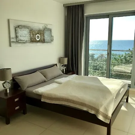 Wechta Baltic 608 Z Widokiem Na Morze