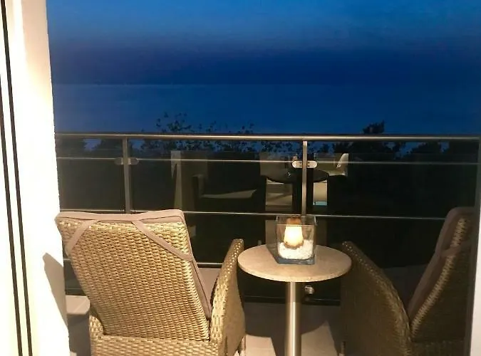 Wechta Baltic 608 Z Widokiem Na Morze